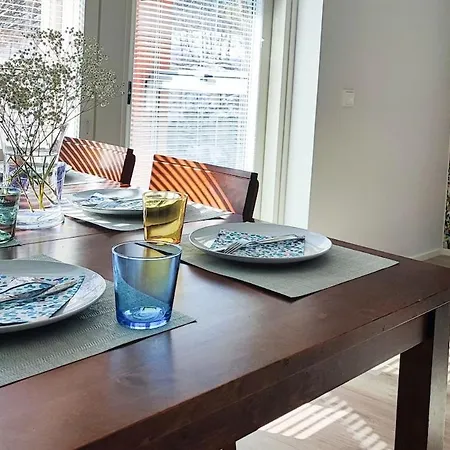 Lejlighed Kolmio Parkkipaikalla - Perheet - Ratikka *